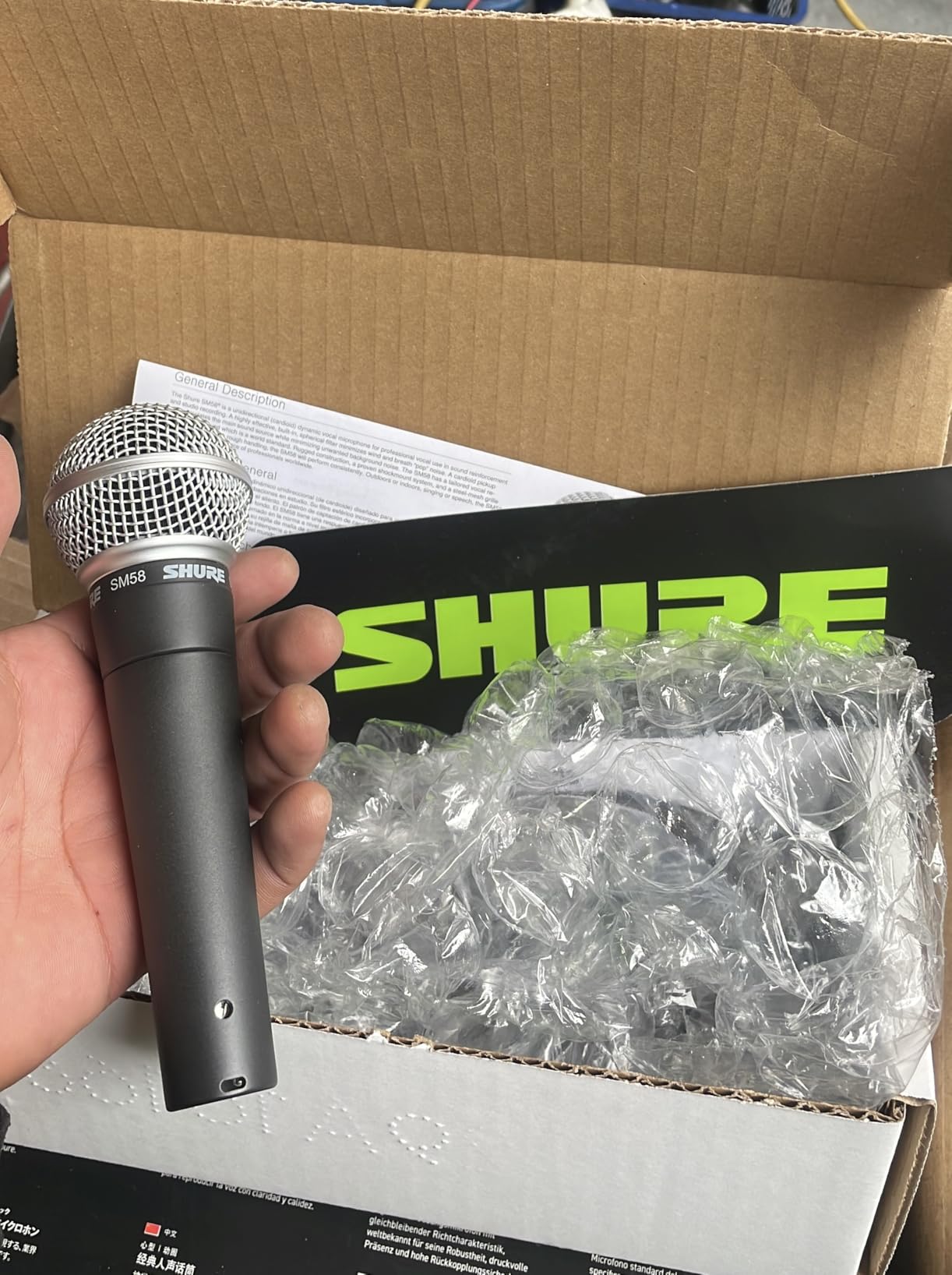Shure SM58-LC Dynamic Vocal Microphone - Professional Handheld Cardioid XLR Mic for Singing, Live Performance, Studio Recording, Podcast & Broadcast customer photo 1