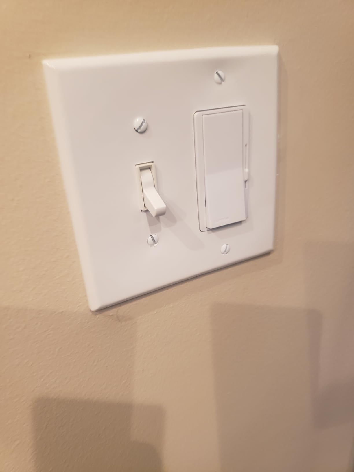 Lutron Diva LED+ Dimmer Switch, Paddle Dimmer, Single Pole/3-way | For Dimmable LEDs, flicker-free dimming, broad compatibility, easy install, no neutral required, DVCL-153P-WH, White customer photo 2