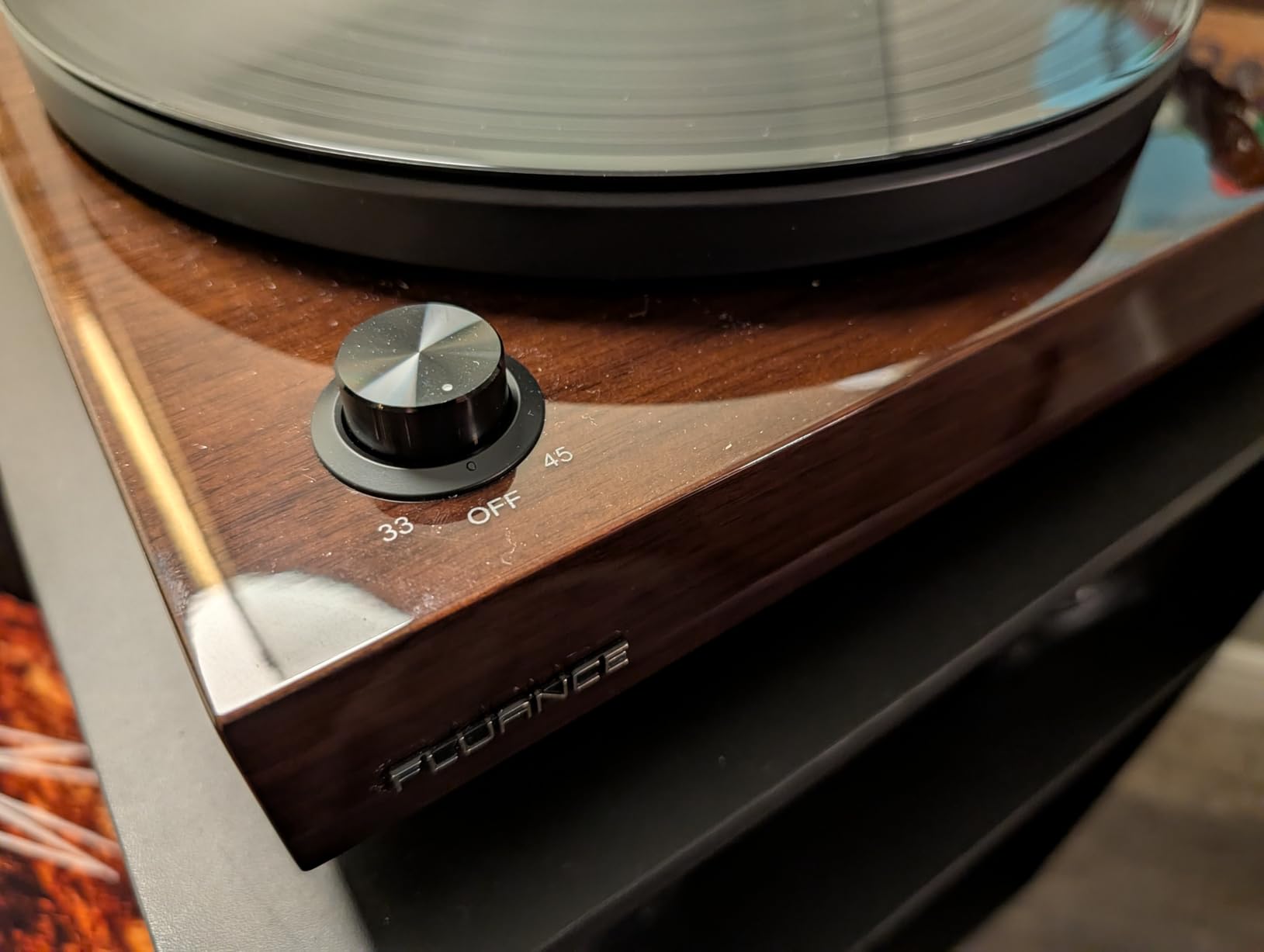 Fluance RT81 Elite High Fidelity Vinyl Turntable with Audio Technica AT95E Cartridge, Belt Drive, Built-in Preamp customer photo 1