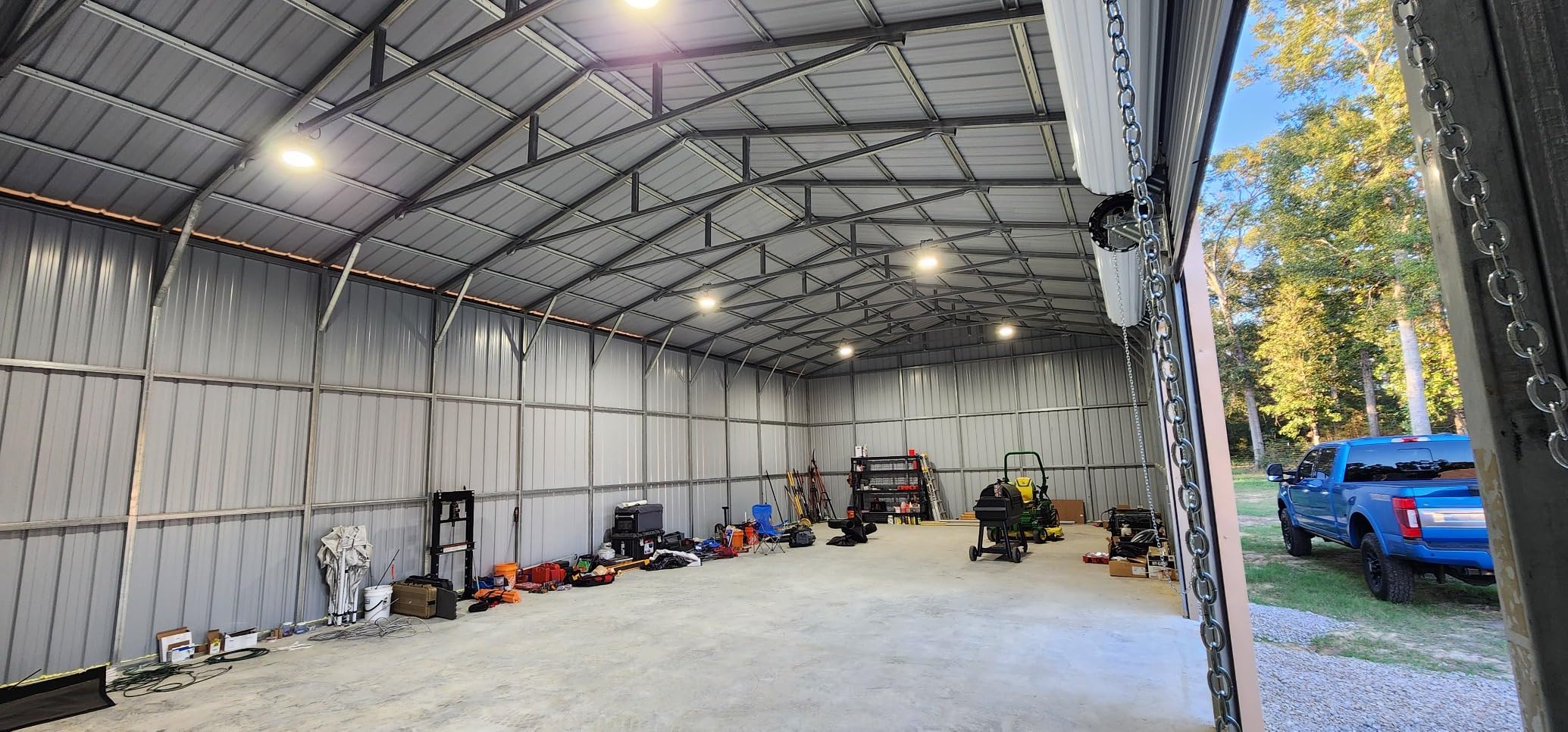 HYPERLITE LED High Bay Light | 29000LM (200W) Dimmable High Bay LED Lighting | UL Listed | 5000K Commercial Lights | US Hook Included | Alternative to 850W MH/HPS customer photo 2