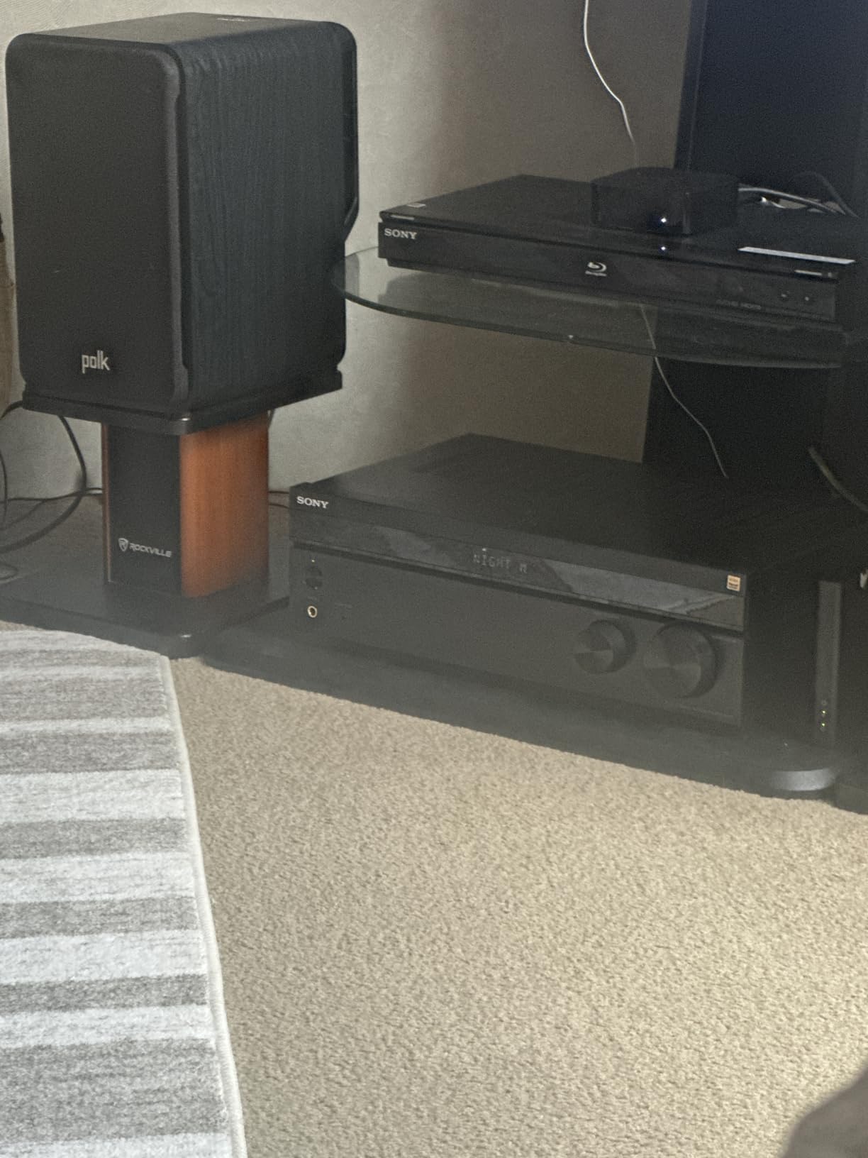 Sony STRDH590 5.2 Channel Surround Sound Home Theater Receiver: 4K HDR AV Receiver with Bluetooth,Black customer photo 1
