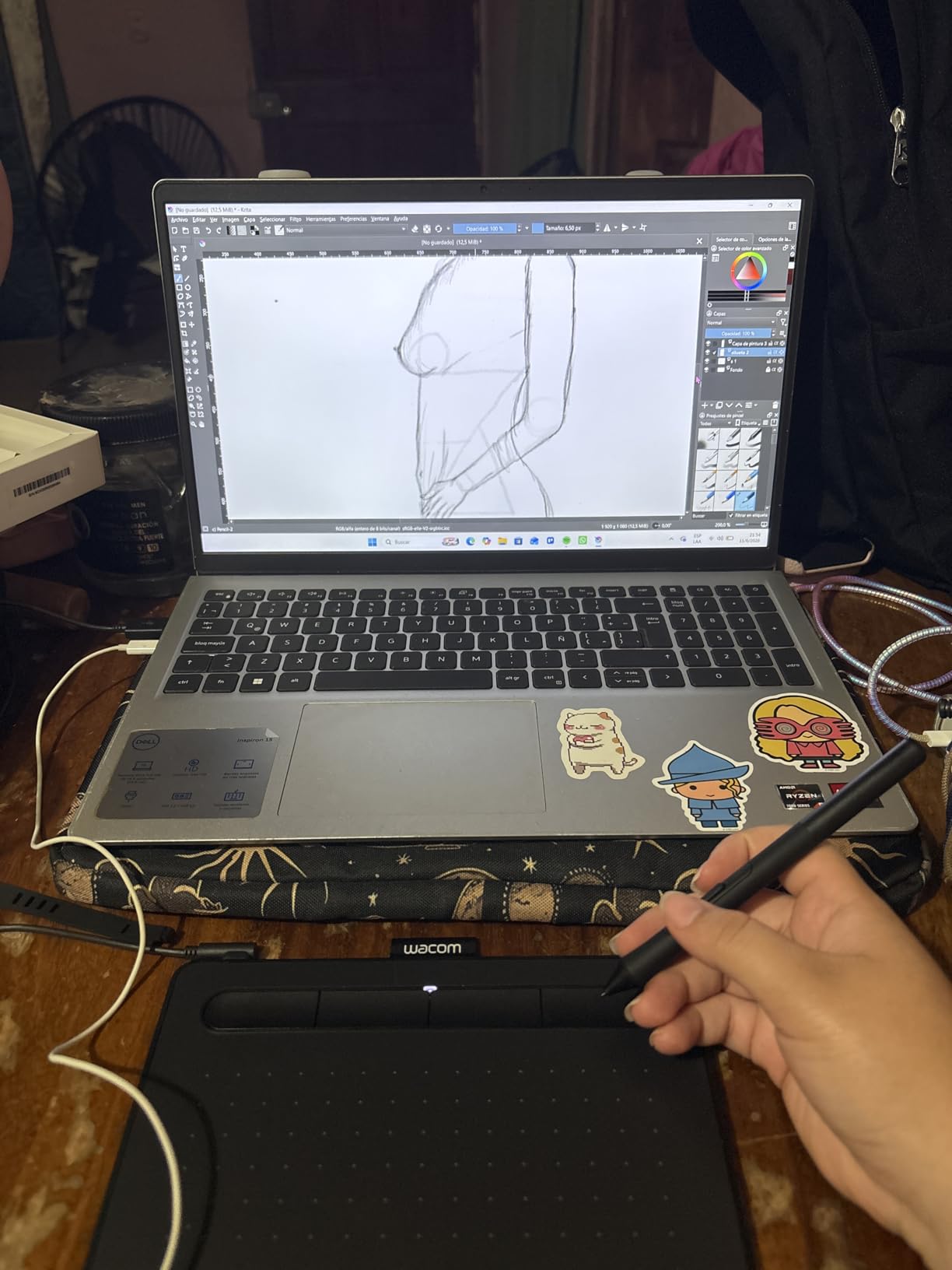 Wacom Intuos Small, Wired Graphic Drawing Tablet with Pen + Software | Battery-free pen, 4 ExpressKeys for shortcuts, works with Mac, Windows & Chromebook customer photo 2