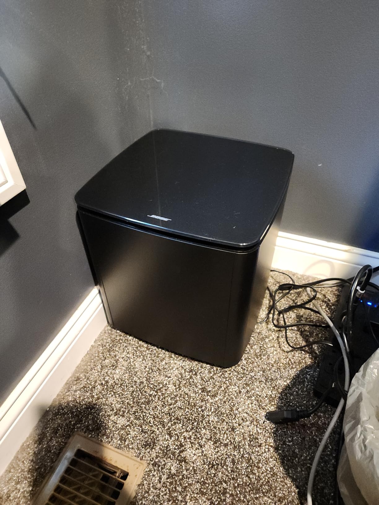 Bose Bass Module 700 - Black - Wireless, Compact Subwoofer customer photo 1