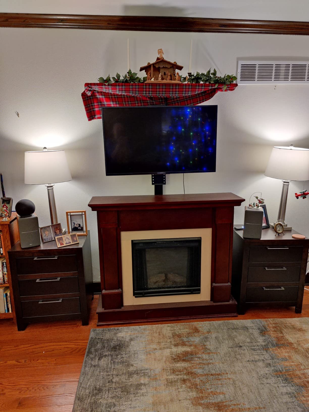 Touchstone Valueline Smart Motorized TV Lift for 32-70
