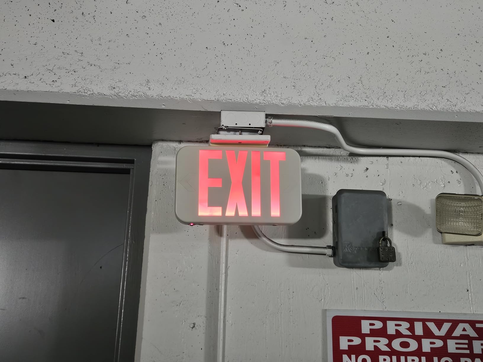 TORCHSTAR 2-Pack Red Letter LED Exit Sign with Battery Backup, White, Emergency Exit Light with Double Face, UL 924, AC 120/277V, Damp Location, Hardwired Exit Lights for Business Indoor customer photo 1