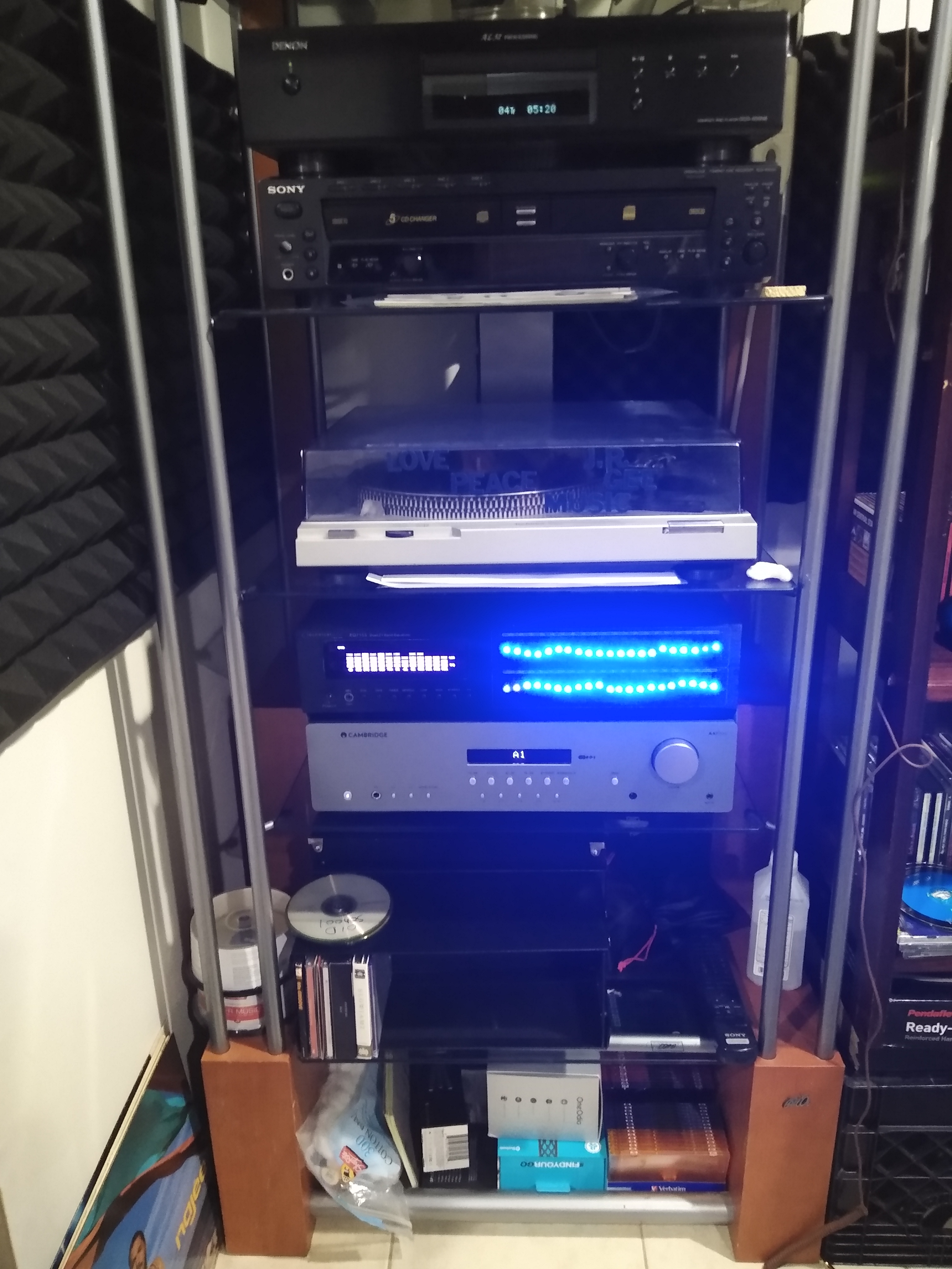 AXR100 FM/AM Stereo Receiver customer photo 1