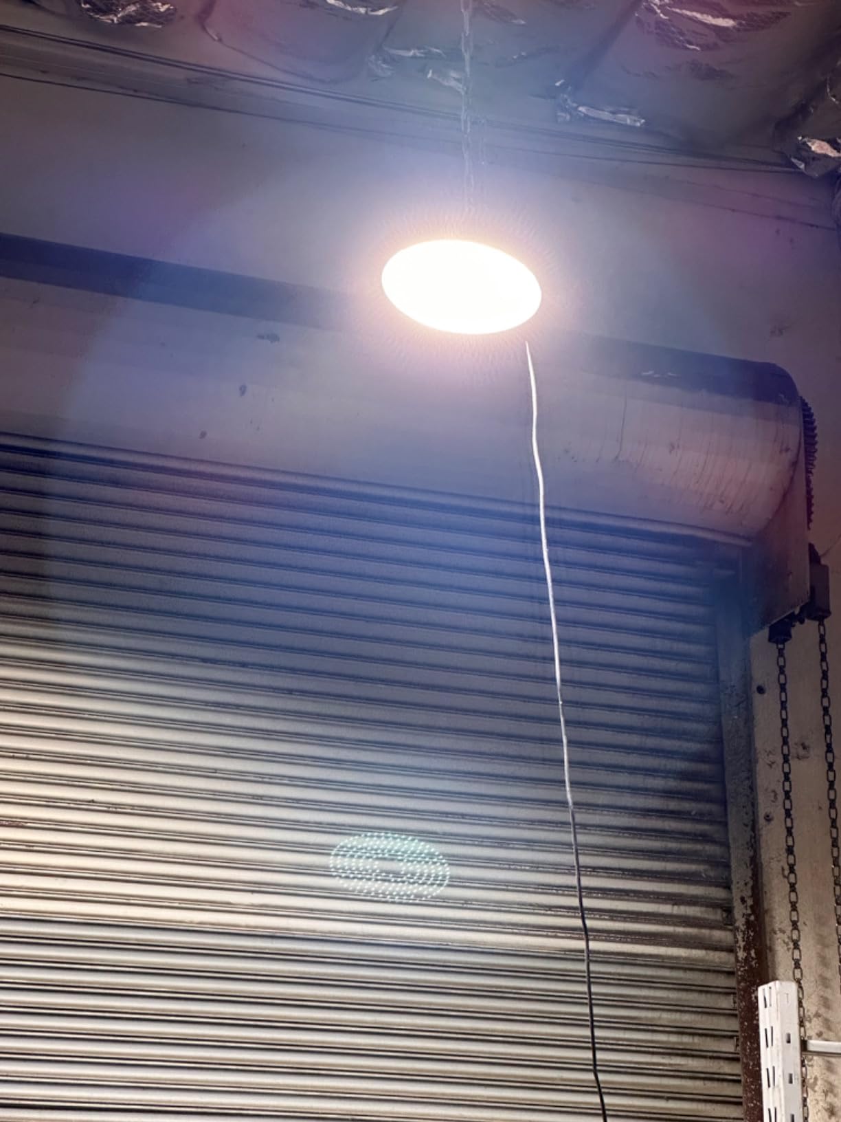 BFT UFO LED High Bay Light 240w 5000K 36,000LM 0-10V Dimmable High Bay Led Shop Lights UL 5-Foot Cable IP65 Hook Mount Shop Lights for Warehouse Workshop customer photo 1