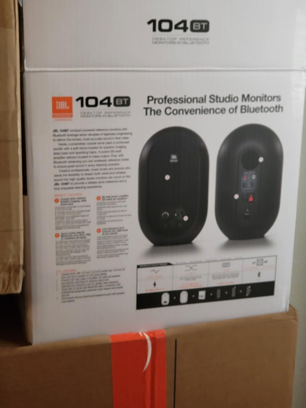 JBL Professional 1 Series 104-BT Compact Desktop Reference Monitors with Bluetooth, Sold as Pair, 4.5-inch Speaker customer photo 1