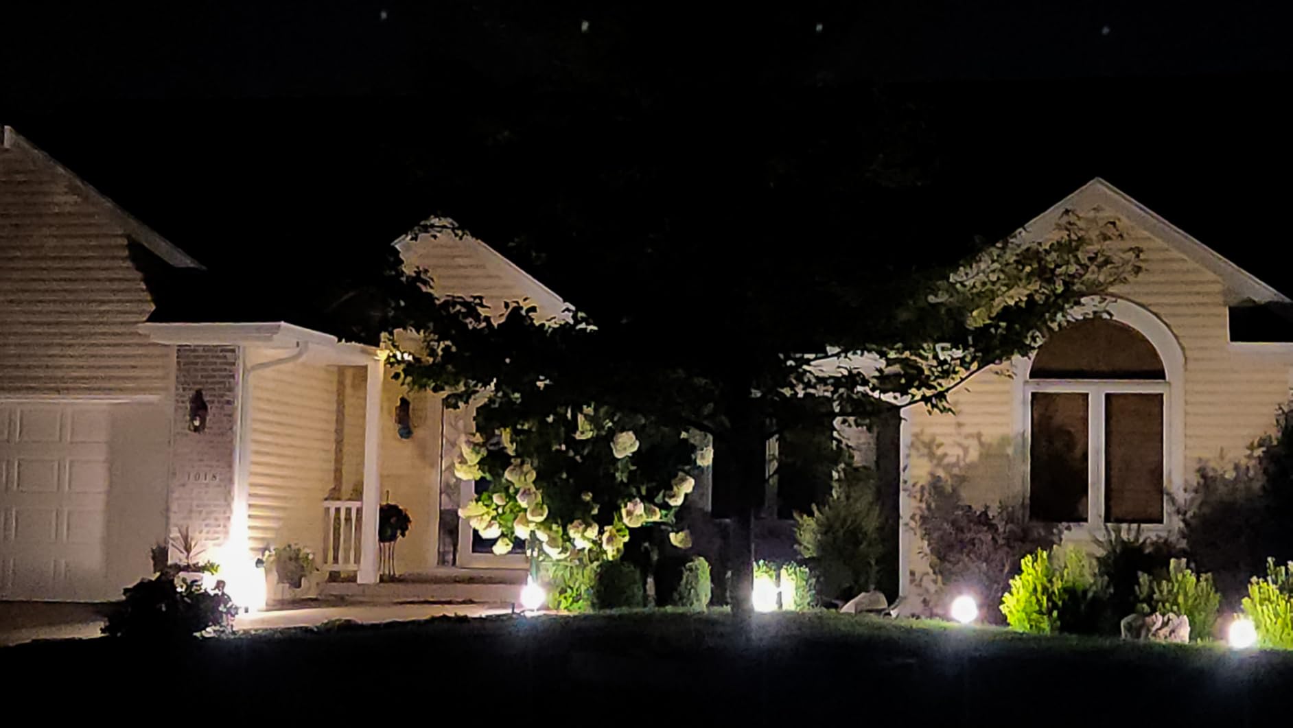LEONLITE 12-Pack Low Voltage Landscape Pathway Lights, 3W, CRI90, 3000K, 12-24V AC/DC, Aluminum, ETL, Warm White, Low Voltage LED Bollard Path Lights, for Walkway Yard Garden customer photo 2