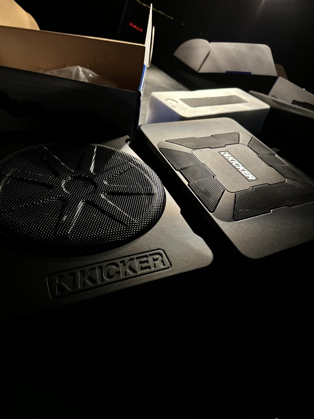 KICKER 46HS10 Hideaway Compact Powered Subwoofer, 10-Inch customer photo 2