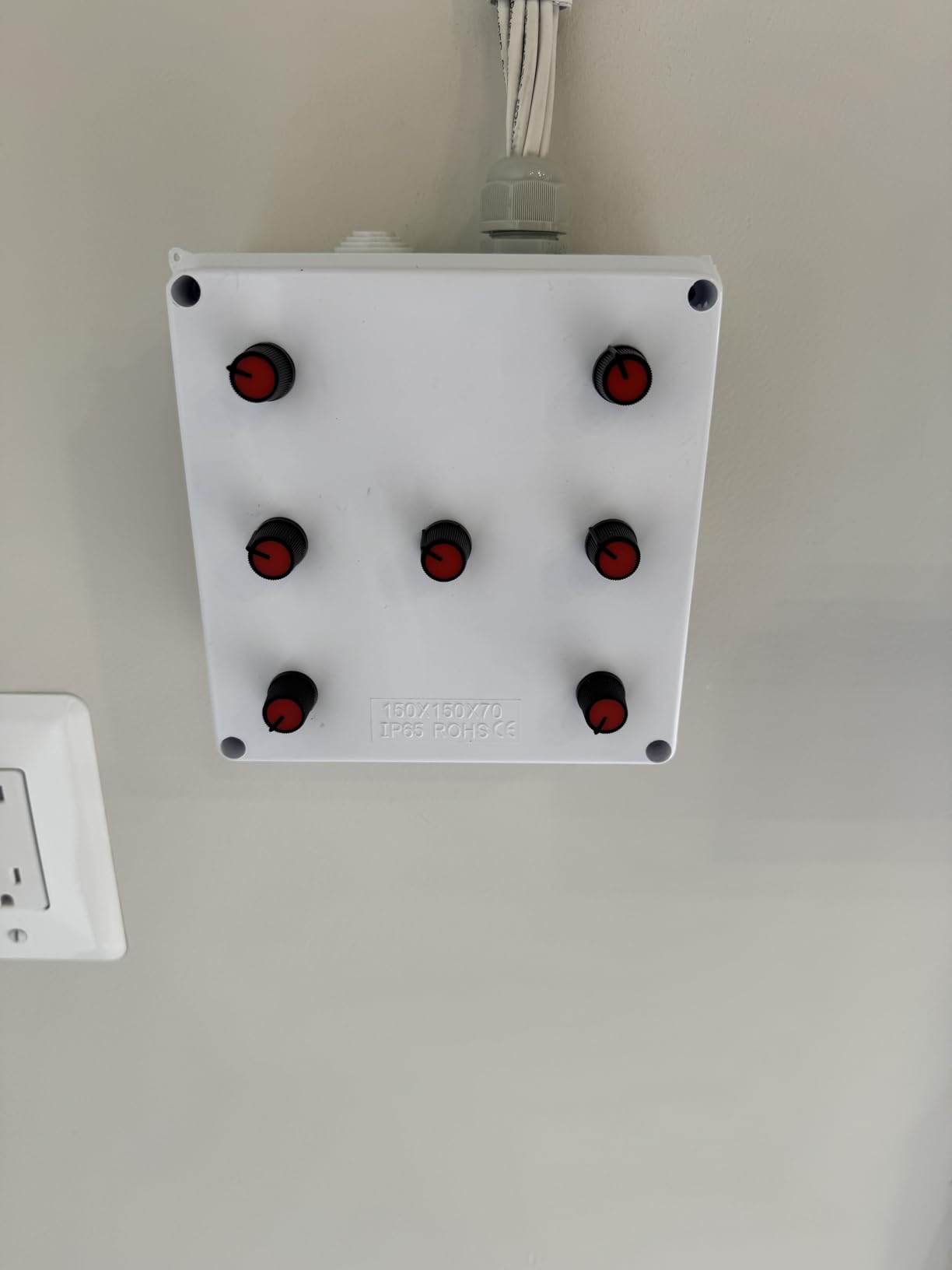 Sunco 2 Pack UFO LED High Bay Light, 150W, 5000K, 21000LM, Dimmable, 100-277V, 0-10V, Ceiling Mount, Ultra Bright Commercial Shop Lights, Warehouse, Factory, Workshop, Garage, Barn, Waterproof customer photo 1