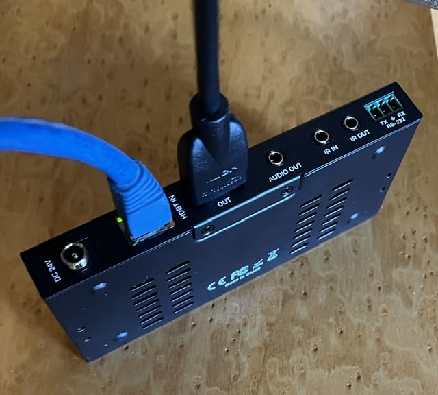 OREI 4K HDMI over Ethernet Extender Balun - HDBaseT UltraHD 4K @ 60Hz 4:4:4 CAT5e/6/7 Cable with HDR, CEC & IR Control, RS-232 Up to 400 Ft Loop Out POC Audio Out (UHD-EXB400R-K) customer photo 1