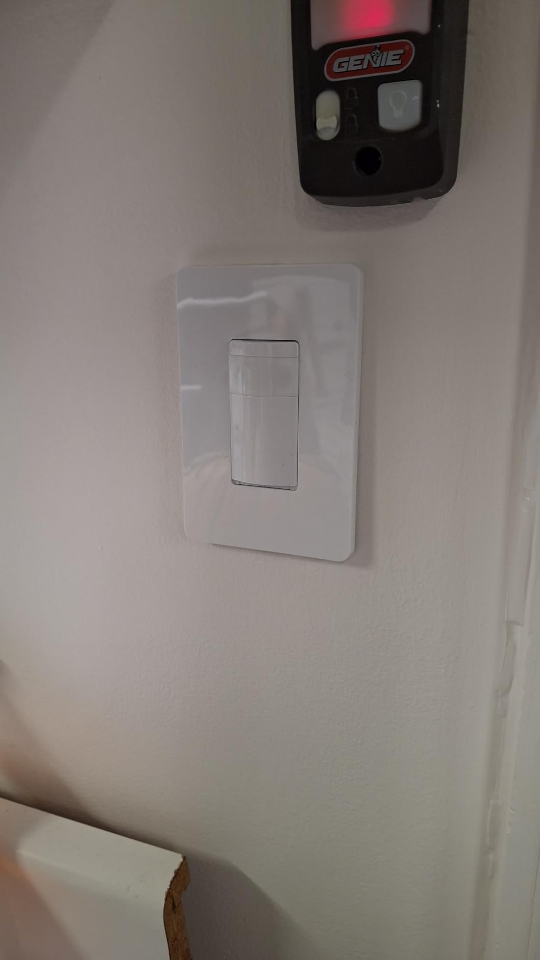 Kasa Smart WiFi Motion Sensor Switch, Single Pole, Needs Neutral Wire, 2.4GHz Wi-Fi Light Switch, Compatible with Alexa & Google Home, UL Certified, No Hub Required (KS200M), White, 1-Pack customer photo 1