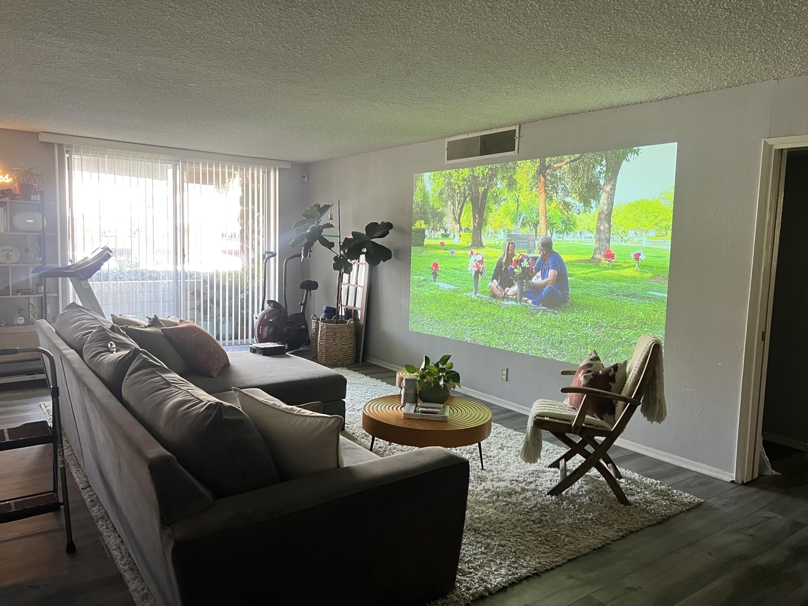 Epson EpiqVision Flex CO-W01 customer photo 1