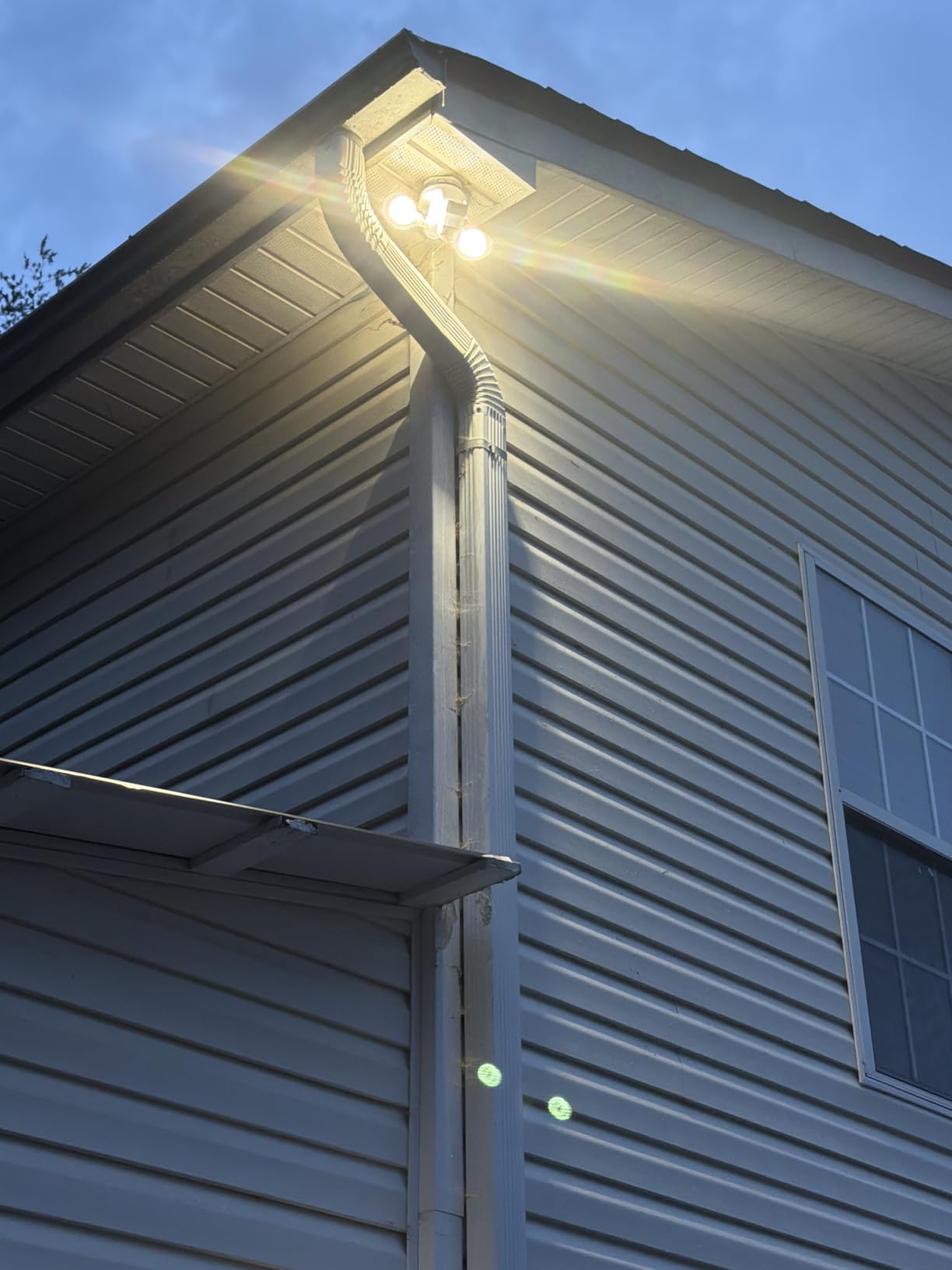 SANSI Upgraded 25W Motion Sensor Outdoor Lights 3000LM Flood Lights Outdoor, 5000K Dusk to Dawn Security Light, 4 Modes, 320Degree Wide Angle Illumination Super Bright for Garage Yard Patio Wired Not Solar customer photo 1