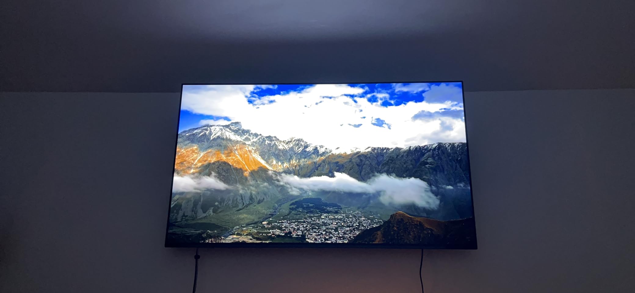 Sony OLED 83 inch BRAVIA XR A80L Series 4K Ultra HD TV: Smart Google TV with Dolby Vision HDR and Exclusive Gaming Features for The PlayStation 5 XR83A80L - 2023 Model, Black customer photo 2