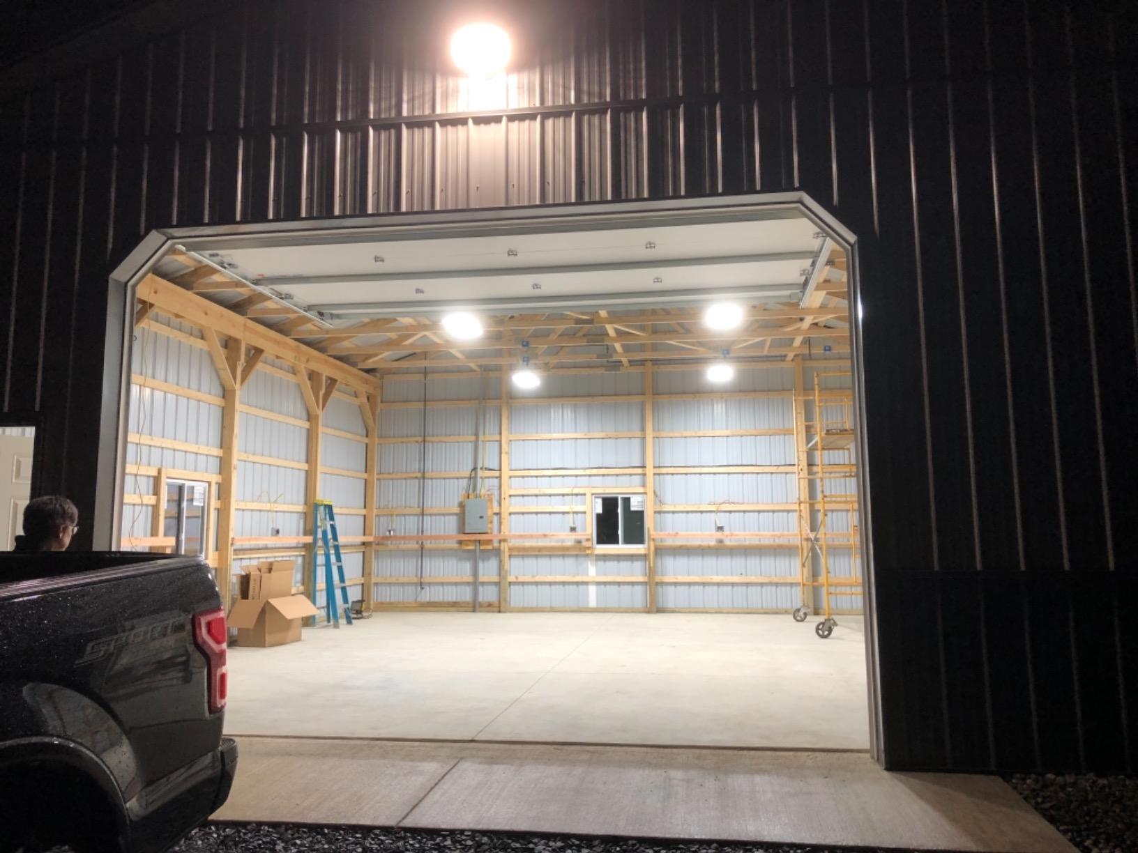 hykolity 2FT 150W LED Linear High Bay Shop Light, 20250LM 5000K 135LM/W, 0-10V Dimmable, High Bay LED Shop Lights for Shop Garage Warehouse Workshops Supermarket Stadium, 100-277V, ETL, 4 Pack customer photo 2