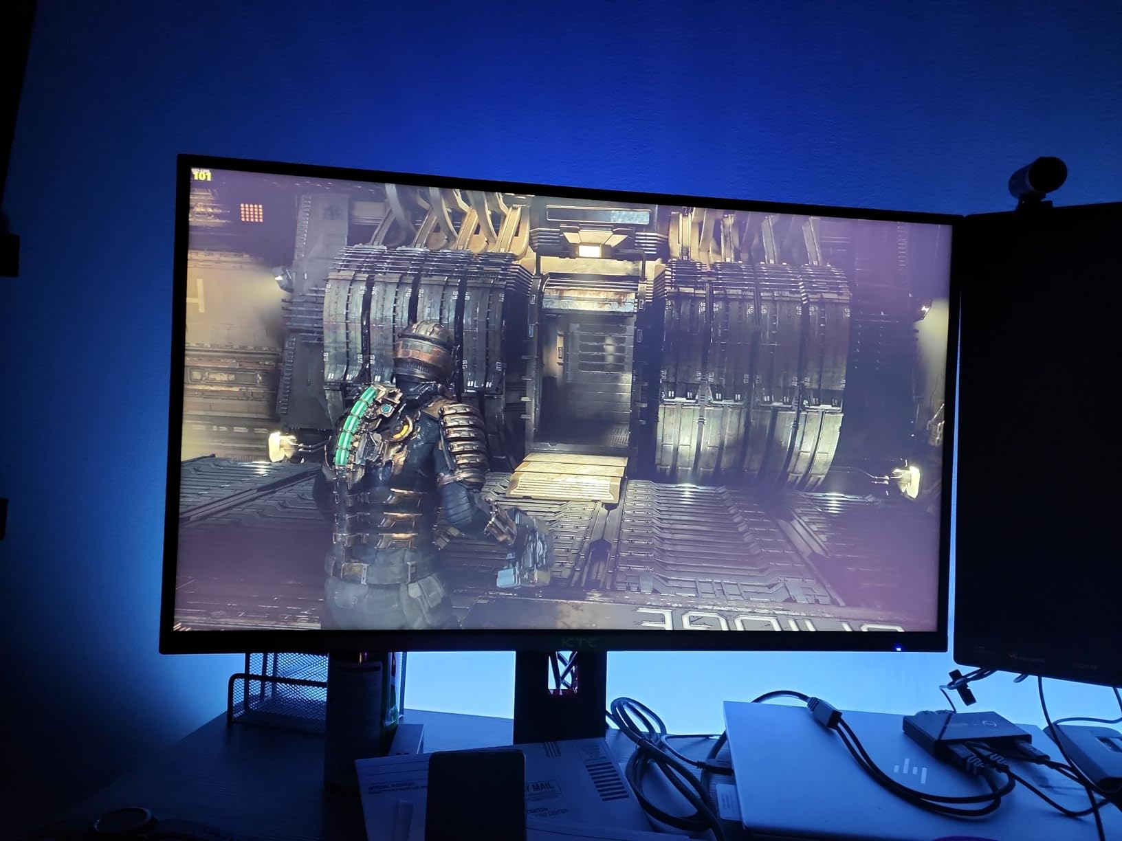 KTC Mini LED Monitor 27 Inch, HDR1000 1440P 165Hz 144Hz Gaming Monitor, Built-in Speakers, Type-C 90W, HDMI/DP/USB, Swivel/Height/Pivot/Tilt Adjustable, VESA, 2K PC Monitor for Gamer & Designer customer photo 2