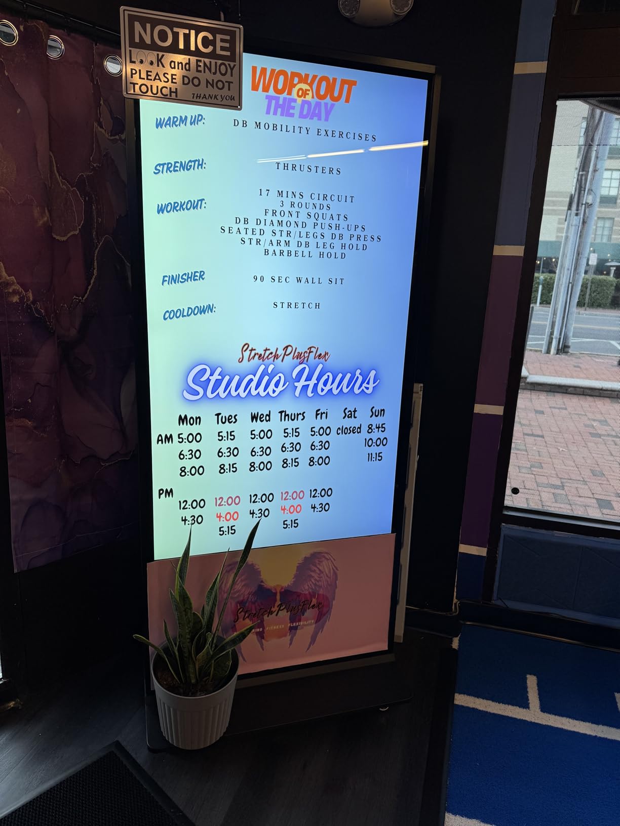 55 inch Indoor Digital Signage 4K Touchscreen, CMS Software, IPS Floor Standing Digital Kiosks Interactive Displays with WiFi HDMI/USB customer photo 1