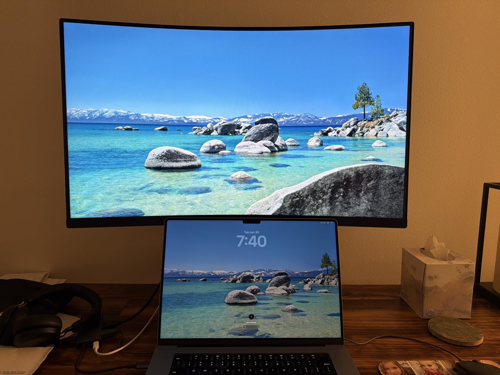 LG 32MR50C-B Curved Monitor 32-Inch FHD 100Hz AMD FreeSync customer photo 1