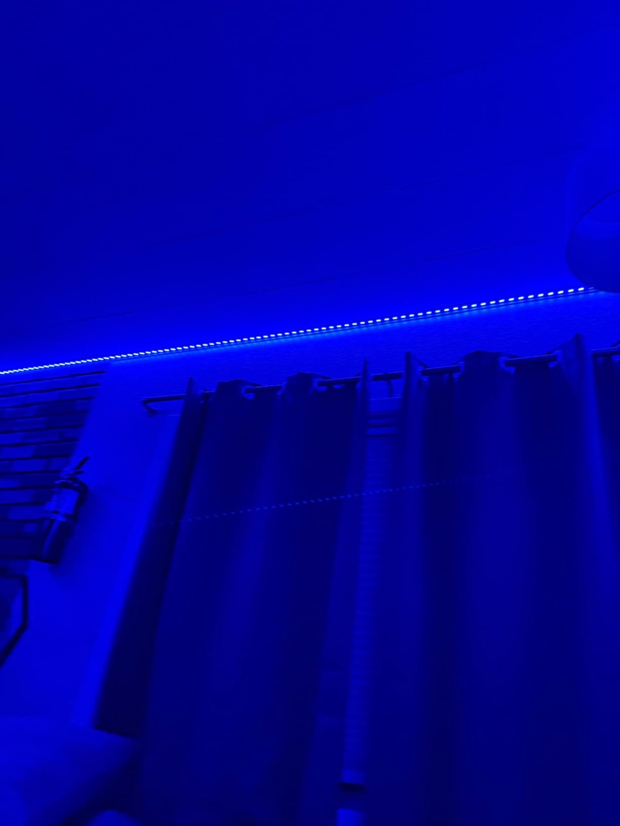 Lepro S1 AI Smart LED Strip Lights with IC 16.4FT 2.4G WiFi Bluetooth | AI lighting designer|Rainbow chasing effects|Color segment DIY|Music sync|High density LEDs|Holiday Decor|Bedroom|Room|Gaming customer photo 1