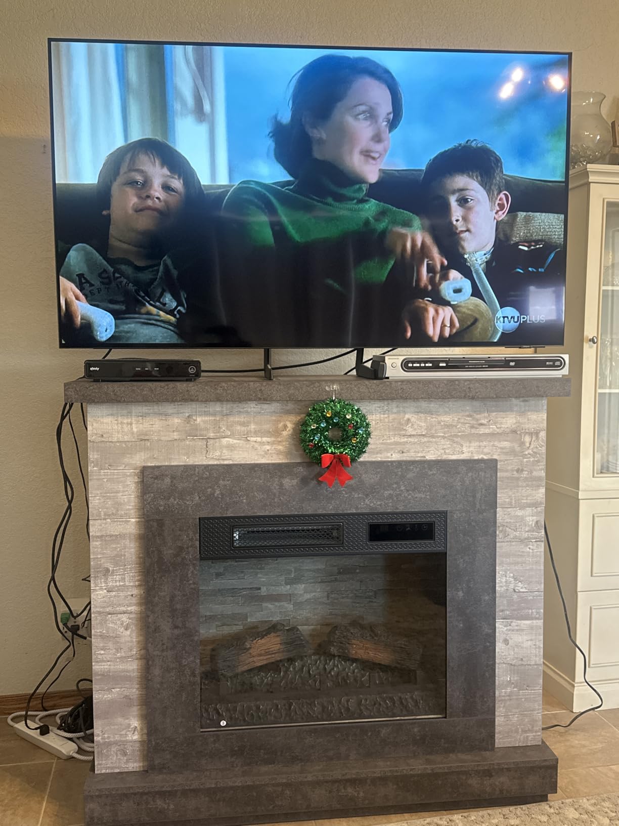 Samsung 55-Inch Class OLED 4K S85D Series HDR Smart TV w/Dolby Atmos, Object Tracking Sound Lite, Motion Xcelerator, Alexa Built-in (2024) customer photo 2