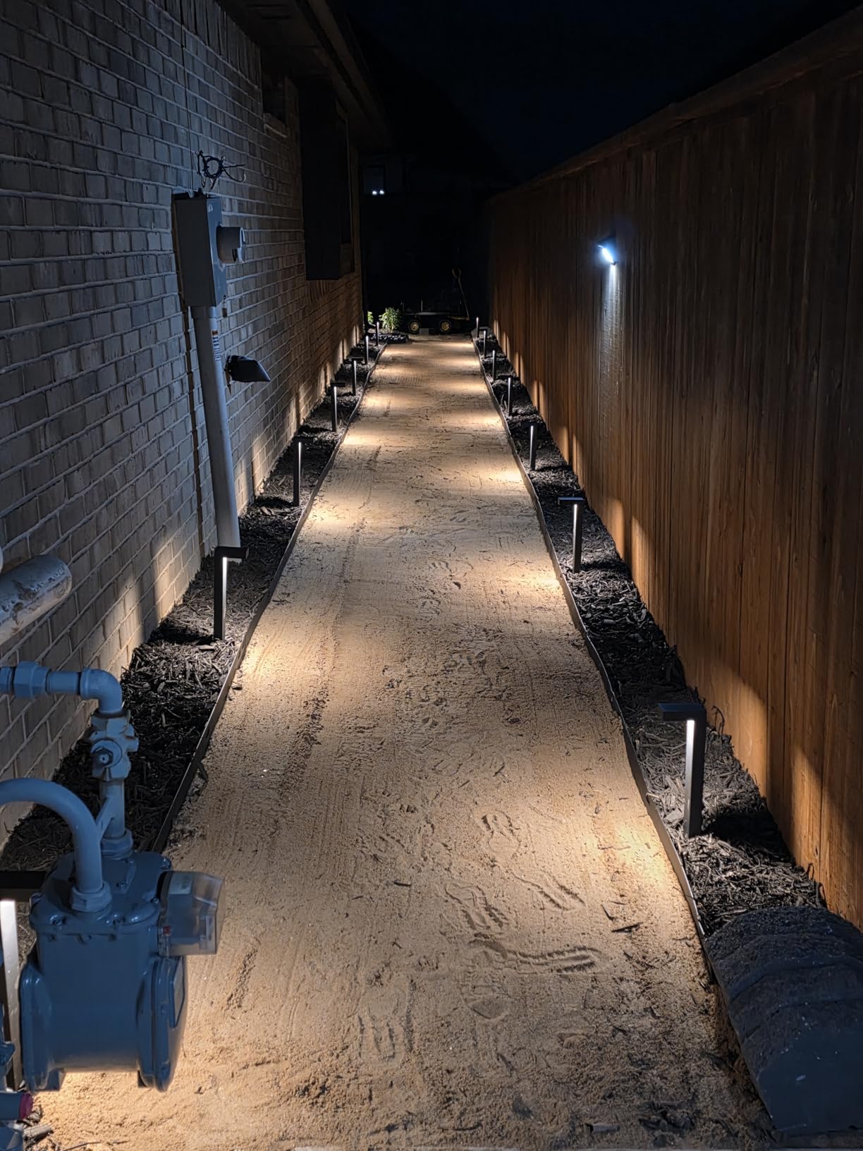 EDISHINE Low Voltage Landscape Lighting, 3.2W 3000K 50,000Hrs Electric LED Pathway Lights Wired, 12V Waterproof Outdoor Landscape Path Lights, Modern Aluminum Housing for Driveway Garden, 6 Pack customer photo 2