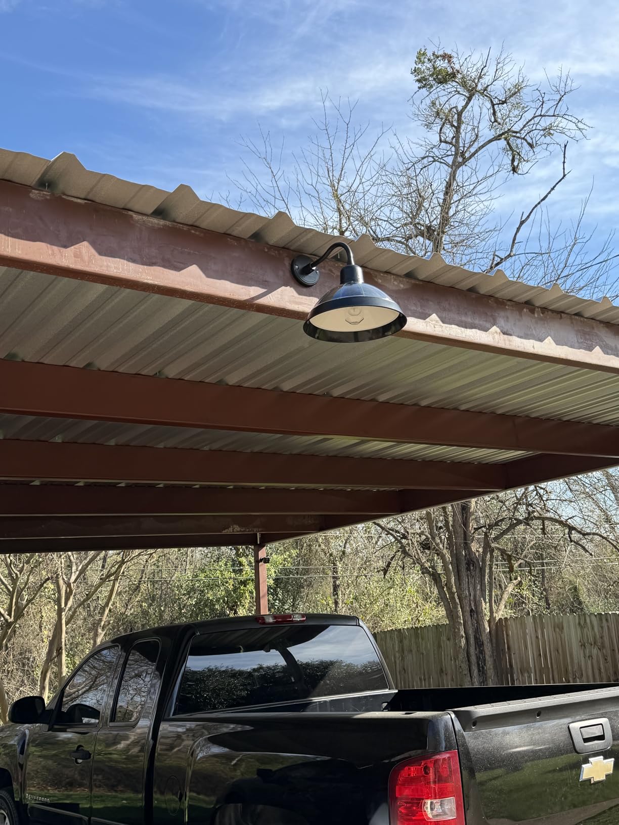 Gama Sonic Solar Barn Light for Outdoors with 14.5