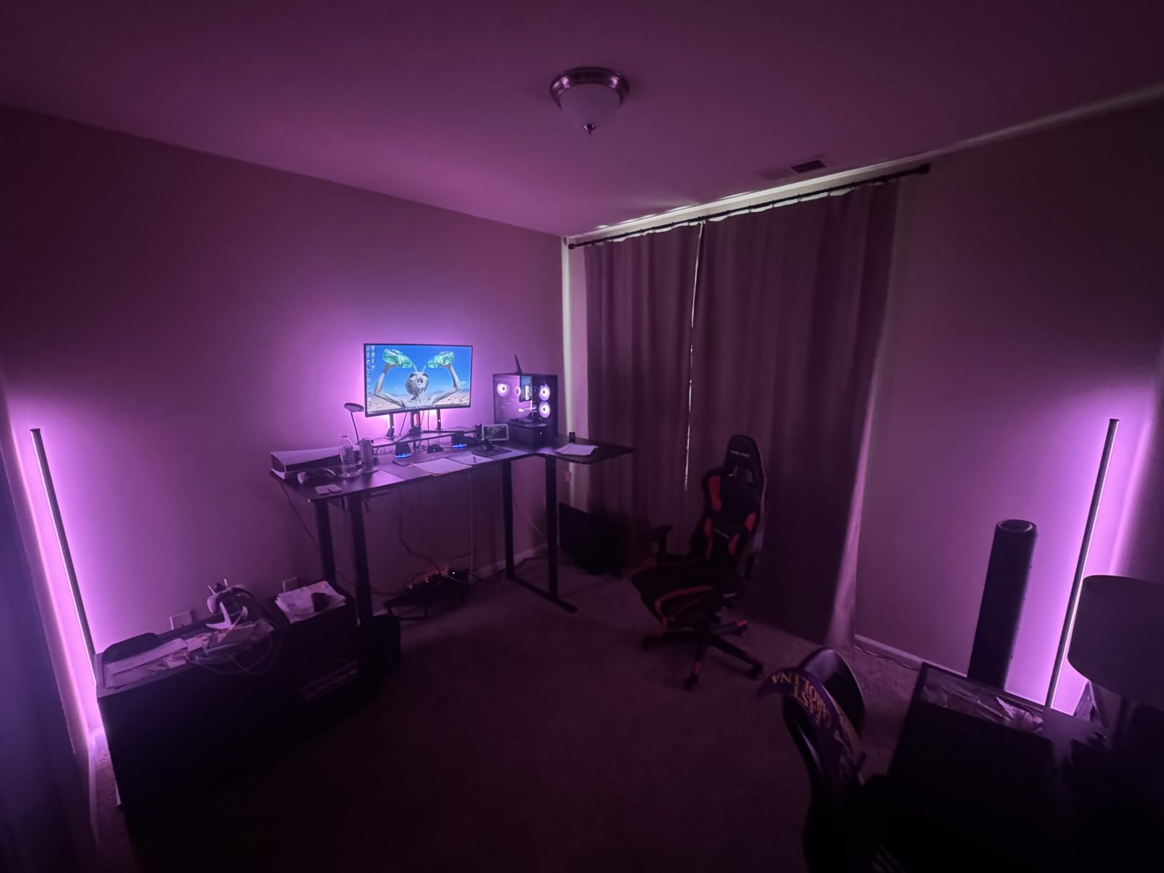 Tyute Corner Floor Lamp, RGB LED Corner Lamp with Music Sync, Smart App and Remote Control Color Changing Ambience Light, 16 Million Colors for Bedroom, Gaming Room customer photo 1