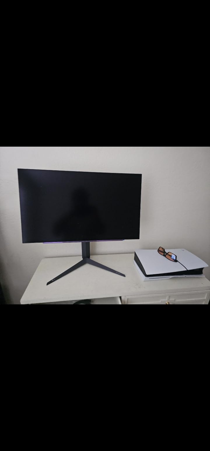 LG 27GS93QE 27-inch Ultragear OLED Gaming Monitor QHD 1440p 240Hz 0.03ms DisplayHDR True Black 400 AMD FreeSync Premium Pro NVIDIA G-Sync HDMI 2.1 customer photo 1