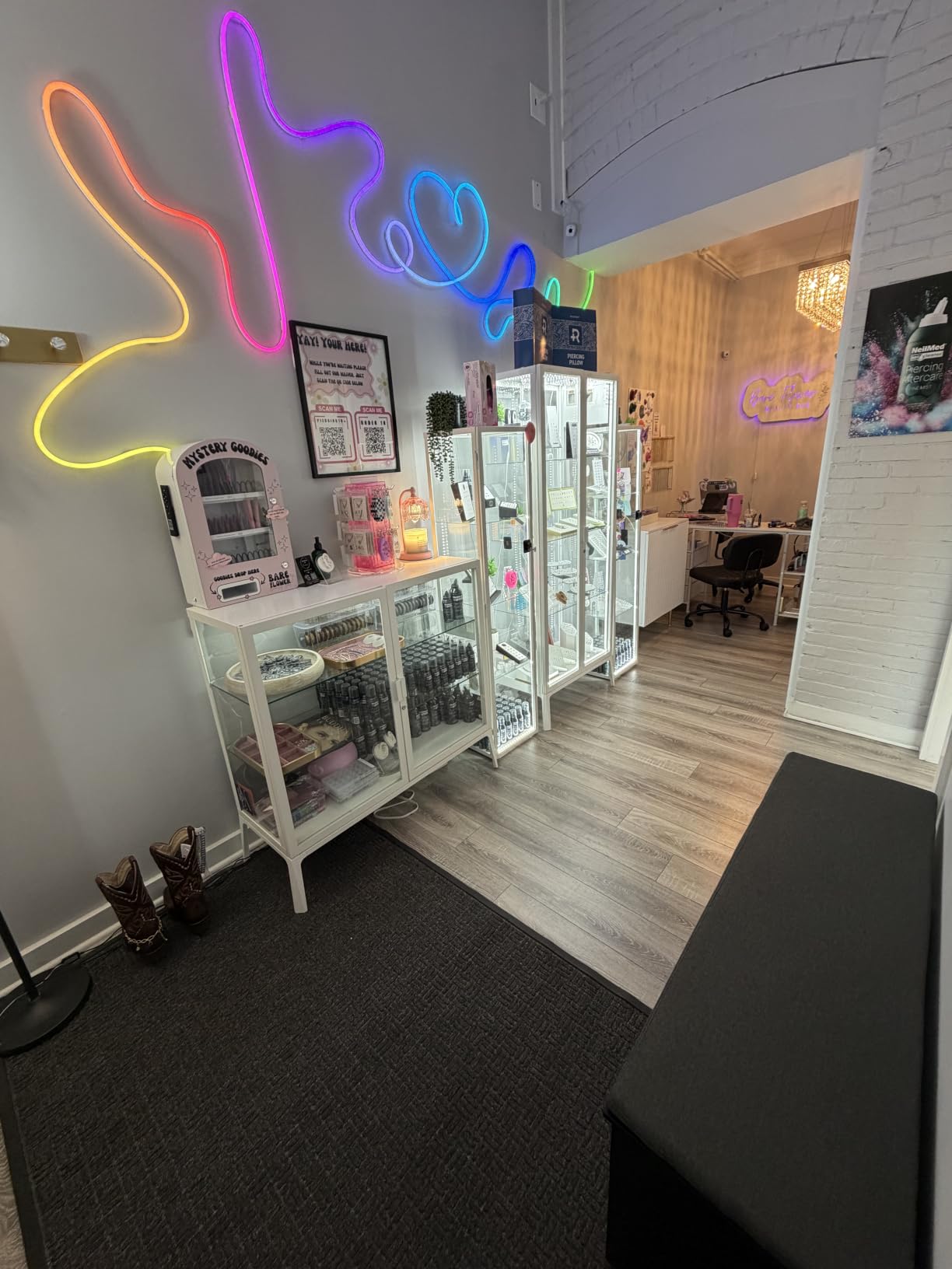 Govee RGBIC Neon Lights 32.8ft Works with Matter, Alexa, Google Assistant, LED Smart Neon Rope Light 2, Custom DIY Neon Strip Lights for Bedroom and Wall Decor, Softer Material, White customer photo 1