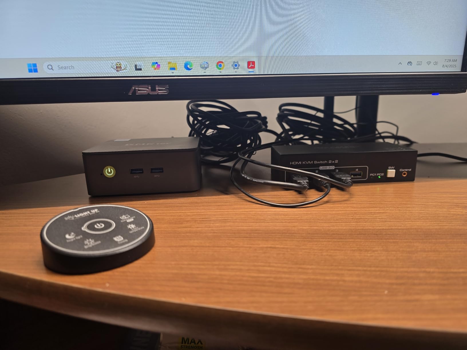 8K 60Hz HDMI KVM Switch 2 Monitors 2 Computers Support 4K 120Hz KVM Switches for 2 PC Share Dual Monitors and 4 USB 3.0 Devices Support Copy and Extend Mode -3.6CM High customer photo 1