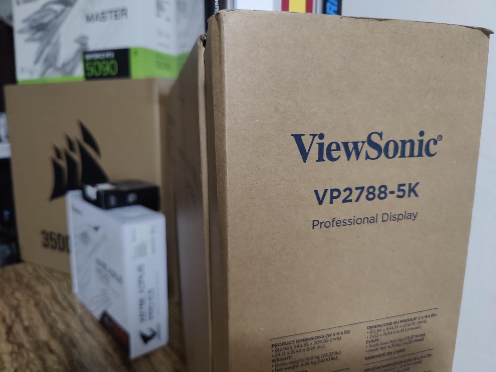 ViewSonic VP2788-5K 27 Inch 5K Mac-Ready Monitor, IPS with 100% sRGB, 99% DCI-P3 and Pantone Validated for Mac Studio Desktop Setups, Advanced Ergonomics, Thunderbolt 4, USB, HDMI, and DisplayPort customer photo 1