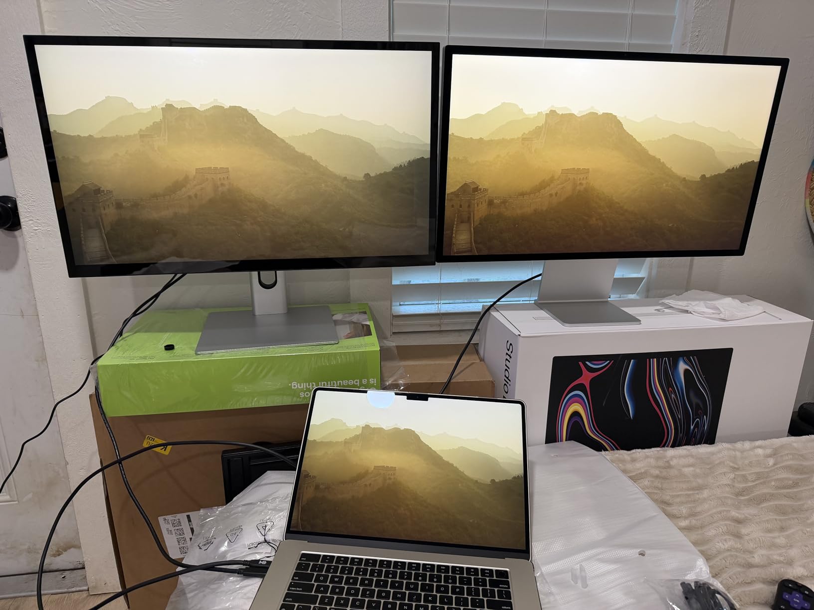 Apple Studio Display - Standard Glass - Tilt-Adjustable Stand, 27