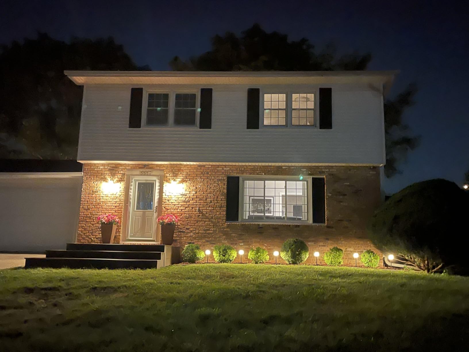 Gardencoin Pagoda Low Voltage Landscape Pathway Lights, 12V Outdoor LED Path Lights Wired, Aluminum Walkway Lighting with 4W 2700K Replaceable G4 Bulb, Bronze Classic 3-Tier Lantern, 6 Pack customer photo 2