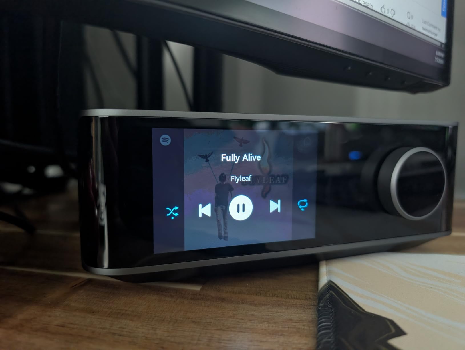WiiM Amp Ultra with Voice Remote 2 | 100W Streaming Amplifier with Premium ESS ES9039Q2M DAC & Dual TI TPA3255 Amps | Built-in RoomFit EQ & Touchscreen | HDMI ARC, Optical, RCA Inputs | Space Gray customer photo 2