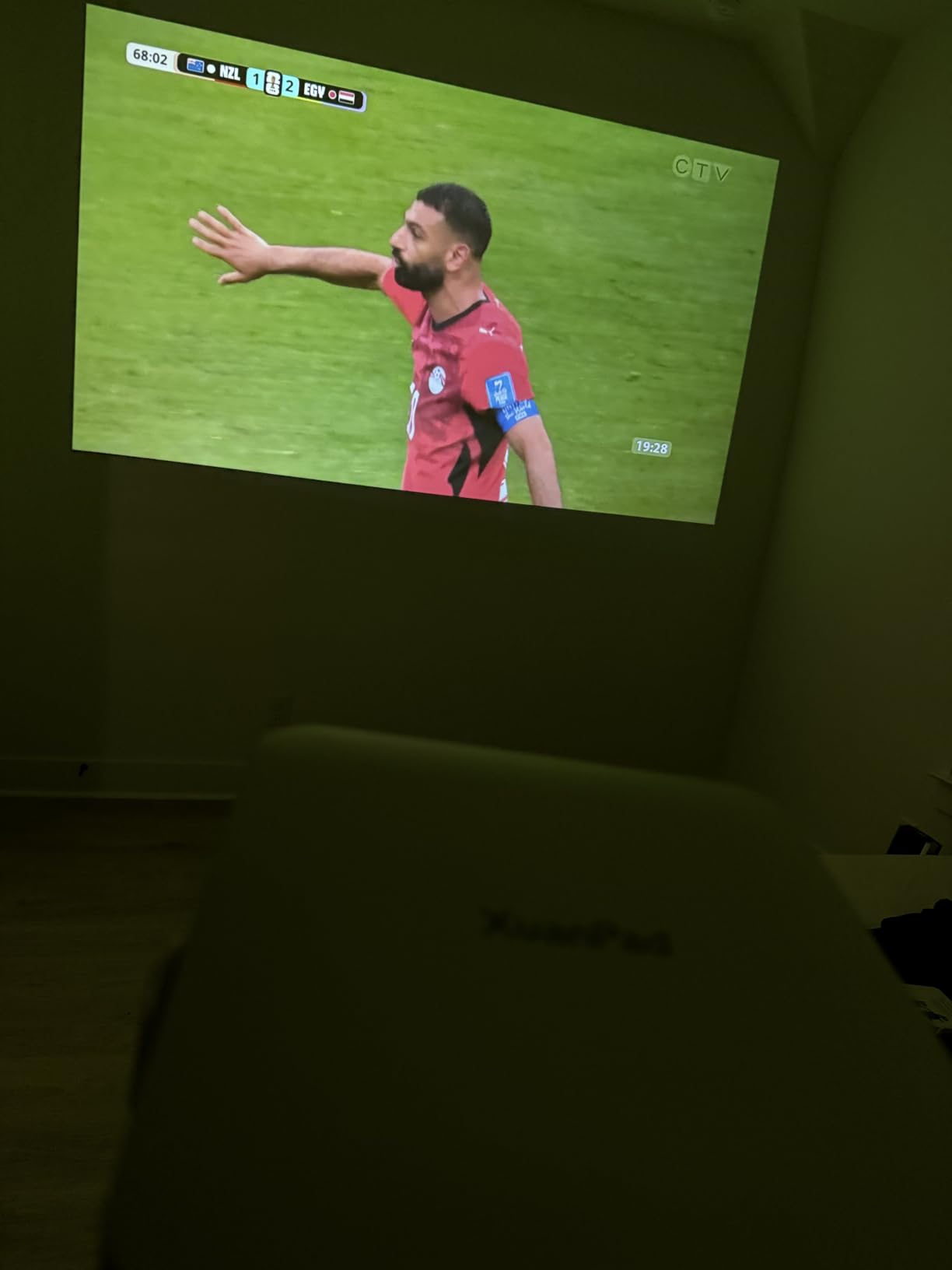 XuanPad 4K Support Movie Projector, Portable Native 1080P Outdoor Projector with 360° Stand, Smart Mini Projector with WiFi and Bluetooth customer photo 2