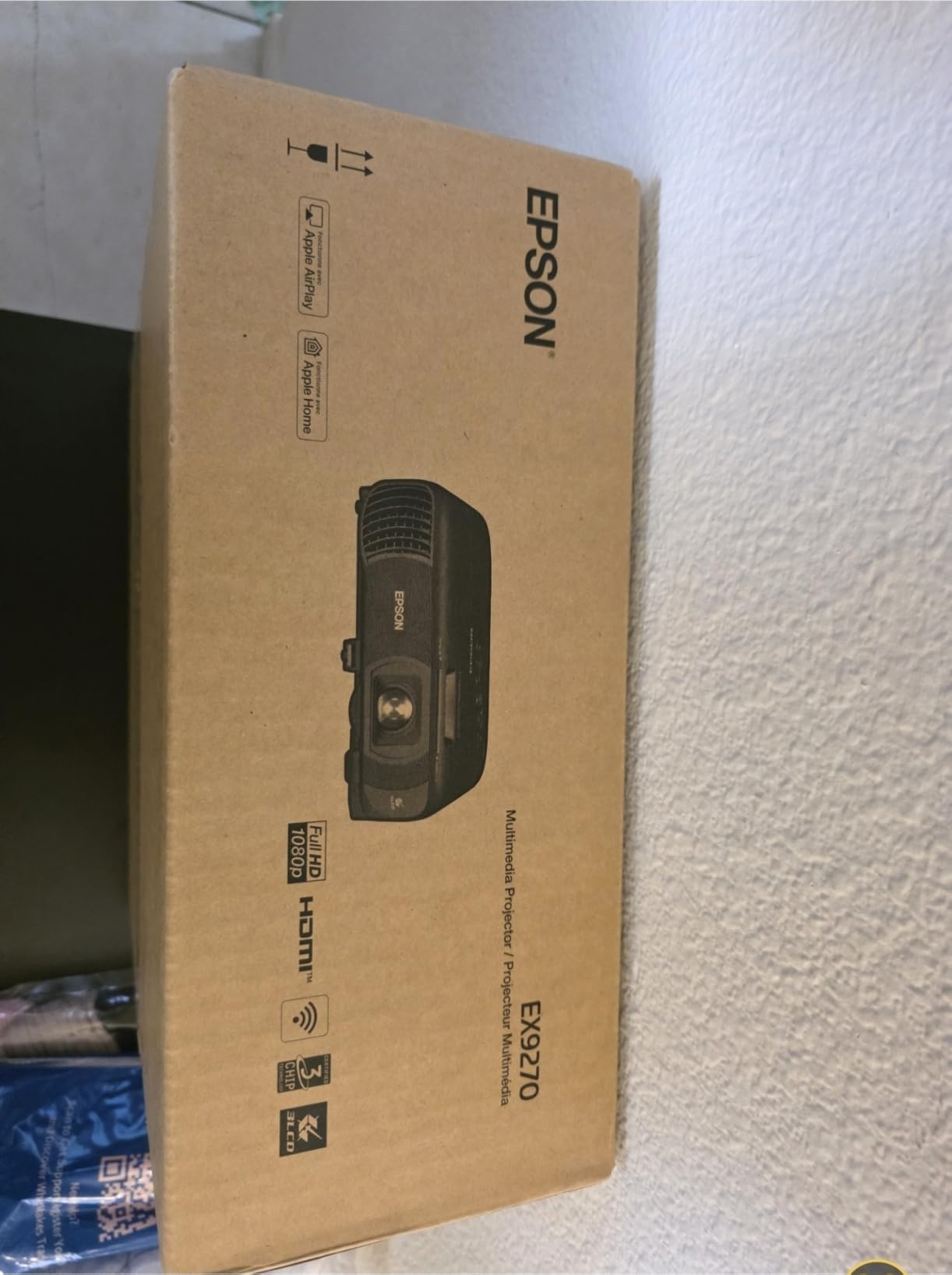 Epson Pro EX9270 Wireless 1080p customer photo 1