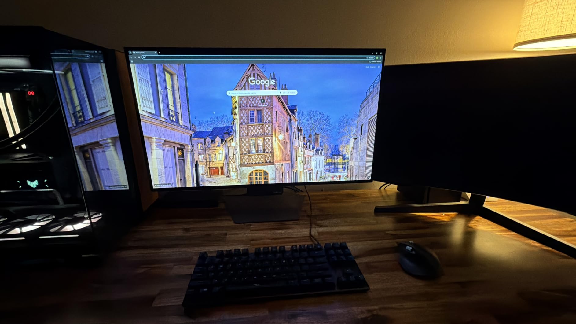 LG 32GX850A-B 32 inch UltraGear 4K UHD (3840 x 2160) Glossy OLED Gaming Monitor, Dual-Mode 165Hz/330Hz, 0.03ms, G-SYNC, FreeSync Premium Pro, TrueBlack 400, HDMI, DP, Tilt/Height/Swivel/Pivot Stand, Black customer photo 1