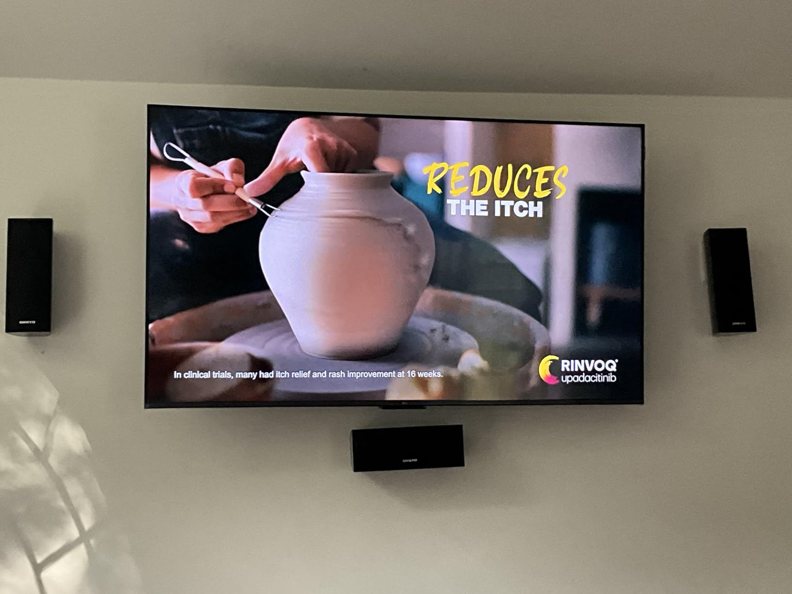 TCL 55 Inch Class T7 Series | 4K QLED HDR Lag-free Smart Google TV | 55T7, Latest Model | 120Hz-144Hz High Brightness, Dolby Atmos, Alexa Voice Remote AI Streaming Gaming Television | Amazon Exclusive customer photo 2