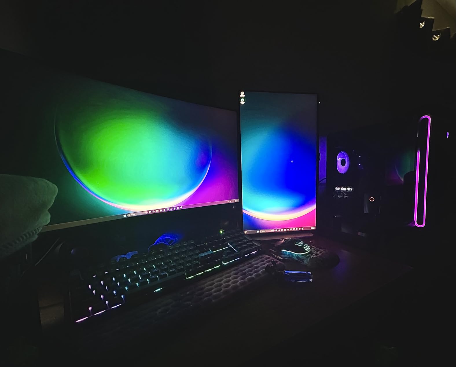 Dell 24 Plus Monitor - S2425HSM - 23.8-inch FHD 144Hz 1ms Display, Height/Tilt/Pivot/Swivel Adjustability, AMD FreeSync - Ash White customer photo 1