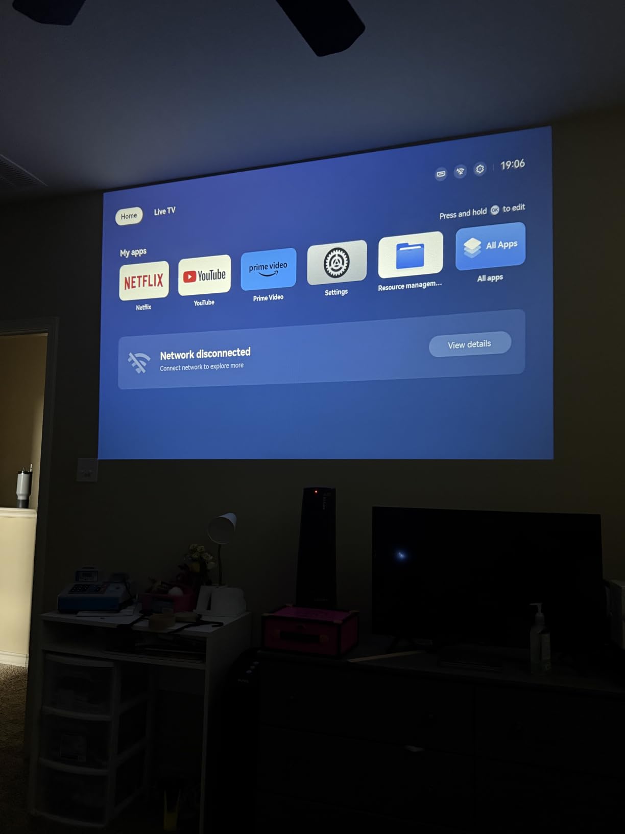 GooDee AI Smart Mini Projector with WiFi and Bluetooth - FHD 4K Support, Compatible with Netflix/YouTube, Auto Focus & Keystone, Dolby Audio Movie Projector for Outdoor Movie Night & Bedroom Theater customer photo 1