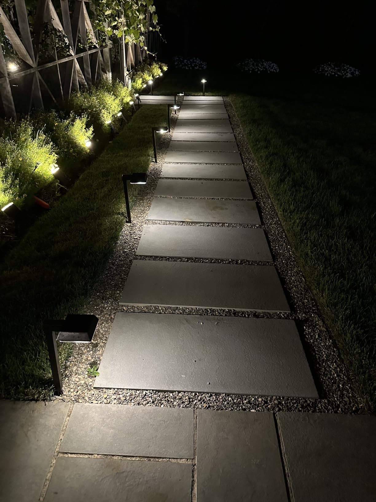 Bobcat Solar Pathway Lights Super Bright 300 lumens with 2-in-1 Warm White and Daylight Modes, Black LED Solar Lights Outdoor Waterproof for Path, Sidewalk, Driveway or Walk Way Light (6 Pack) customer photo 2