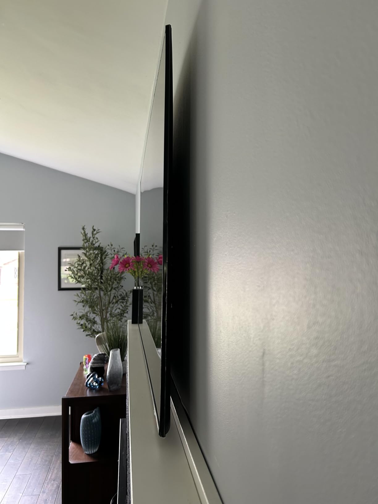 Samsung 50-Inch Class Neo QLED QN70H Series Samsung Vision AI Smart TV (2026 Model, 50QN70H) Quantum Mini LED, 100% Color Volume with Quantum Dot, NQ4 AI Processor, 4K Upscaling, Alexa Built-in customer photo 2