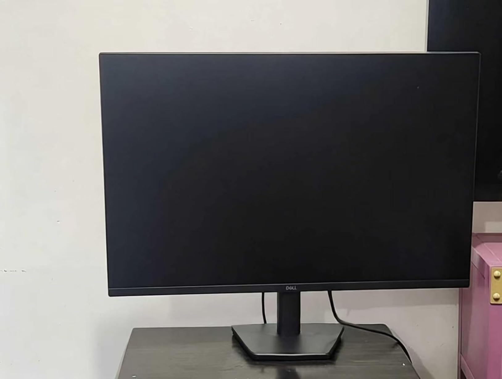 Dell 32 inch Monitor, 4K (3840 x 2160), QD-OLED Display, 120Hz, 0.03ms, AMD FreeSync Premium Pro customer photo 1