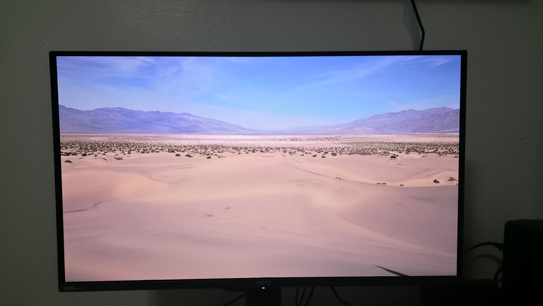 MSI PRO MAX 271UPXW12G 27 inch 4K UHD QD-OLED (3840x2160) Hub Monitor, 120Hz, DisplayHDR True Black 400, 98W PD, Dual USB-C, Mac Color Match, Brightness & Volume Control, Height Adjustable, Speakers customer photo 2