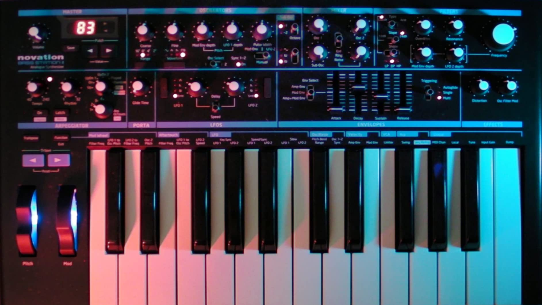 Novation Bass Station II Analog Monosynth | USB, 25 Full-Size Keys, Aftertouch, 2 Analog Oscillators + Sub-Oscillator, 2 Filters, Overdrive, Arpeggiator, Paraphonic Mode customer photo 2