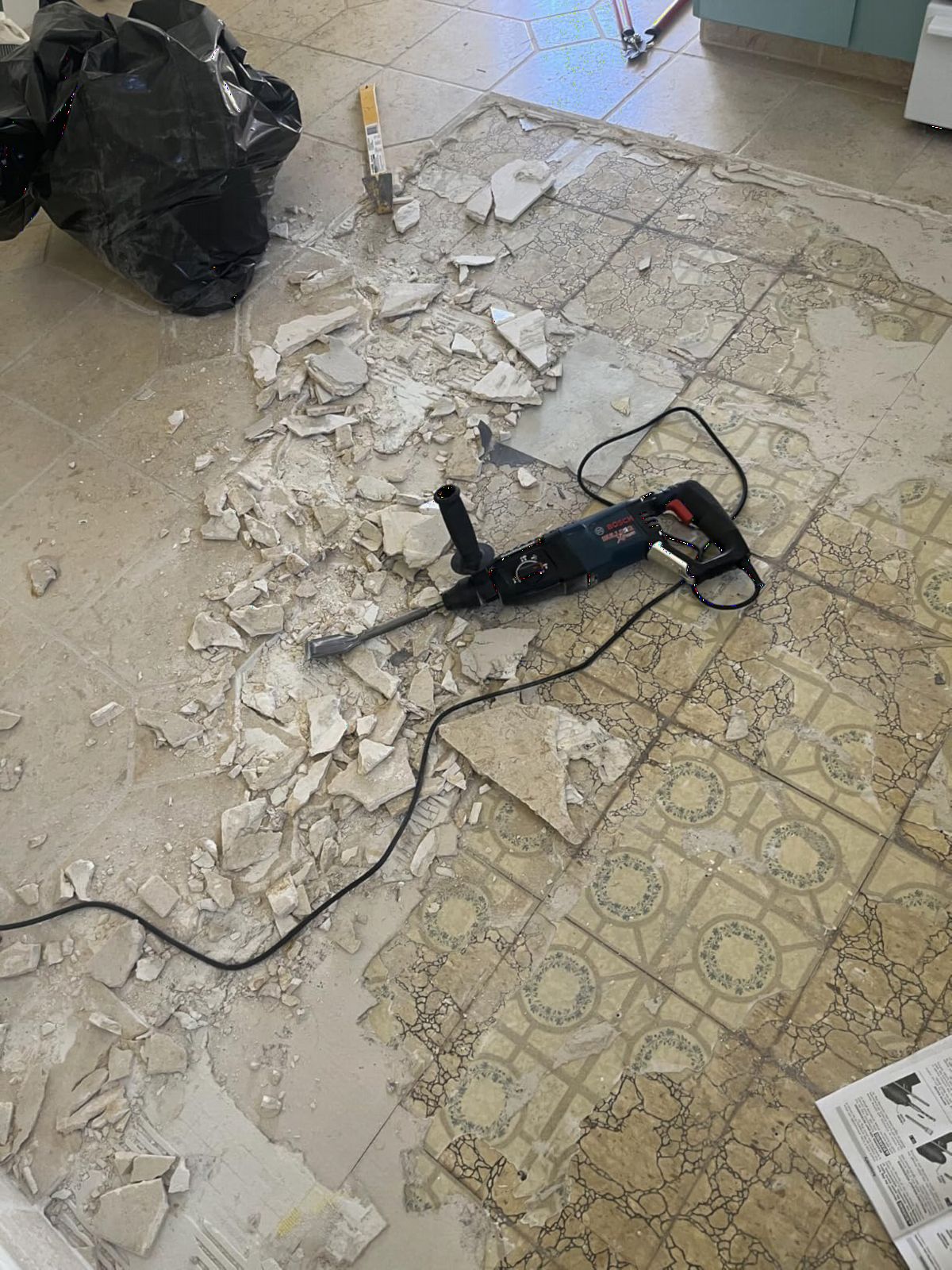 BOSCH 11255VSR Bulldog Xtreme 8 Amp 1-Inch Corded Variable Speed SDS-Plus Concrete/Masonry Rotary Hammer Drill customer photo 1
