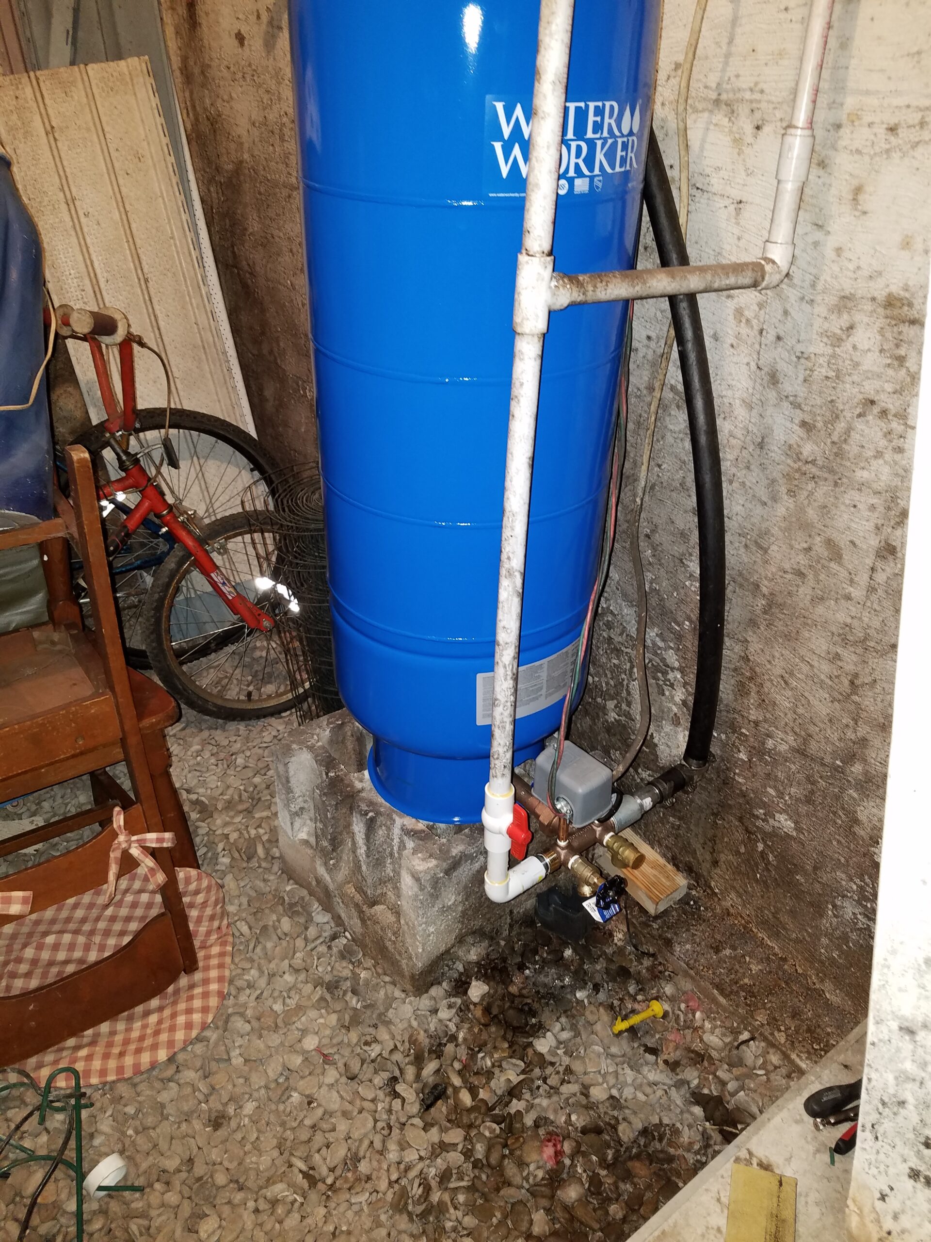 Water Worker HT-32B Well Tank, 32 GAL Capacity, 1 in FNPT customer photo 2