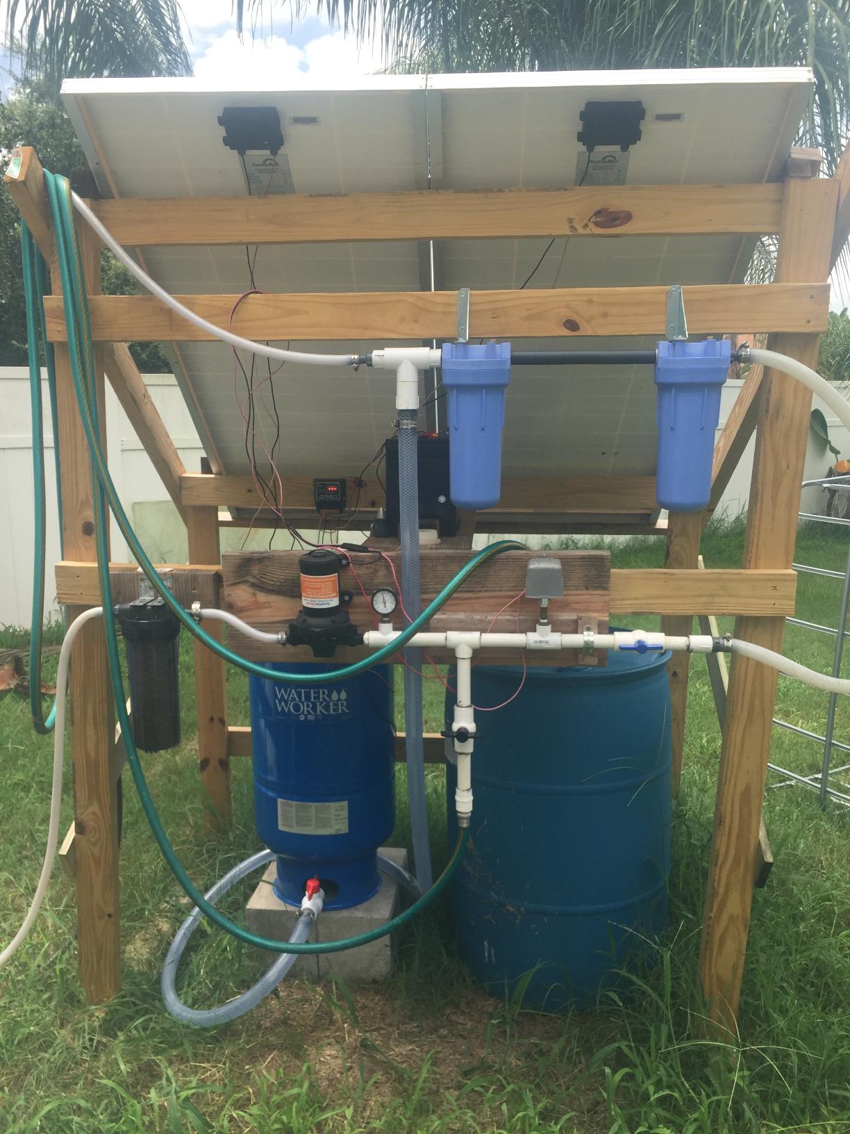 WaterWorker 25009 20Gal Vertical Well Tank, 20 Gallon, Blue customer photo 2